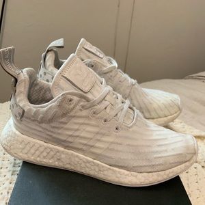 Adidas NMD R2 size 7.5 Women white